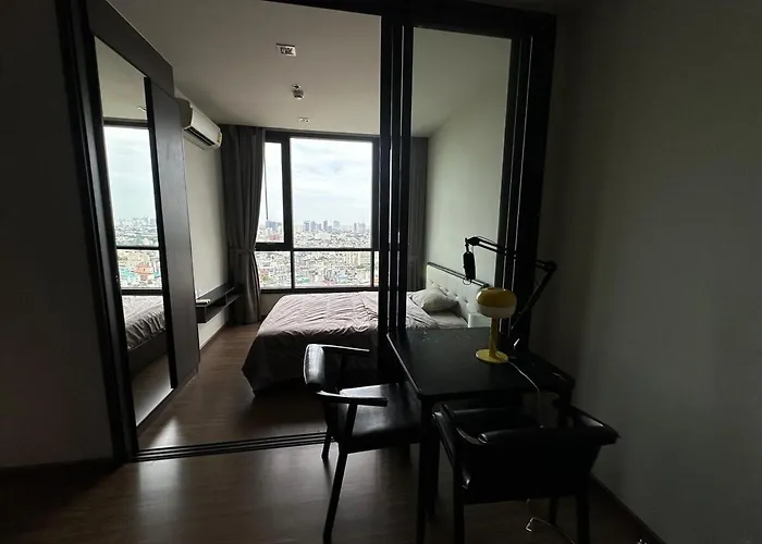 High Rise Designer Gem View Apartment Bangkok